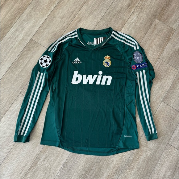 Real Madrid 2012/13 Away Retro Cristiano Ronaldo 7 - Picture 2 of 6